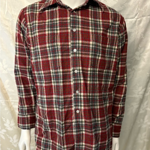 Vintage McGregor Red Plaid Casual Button Down Shirt - Picture 1 of 9